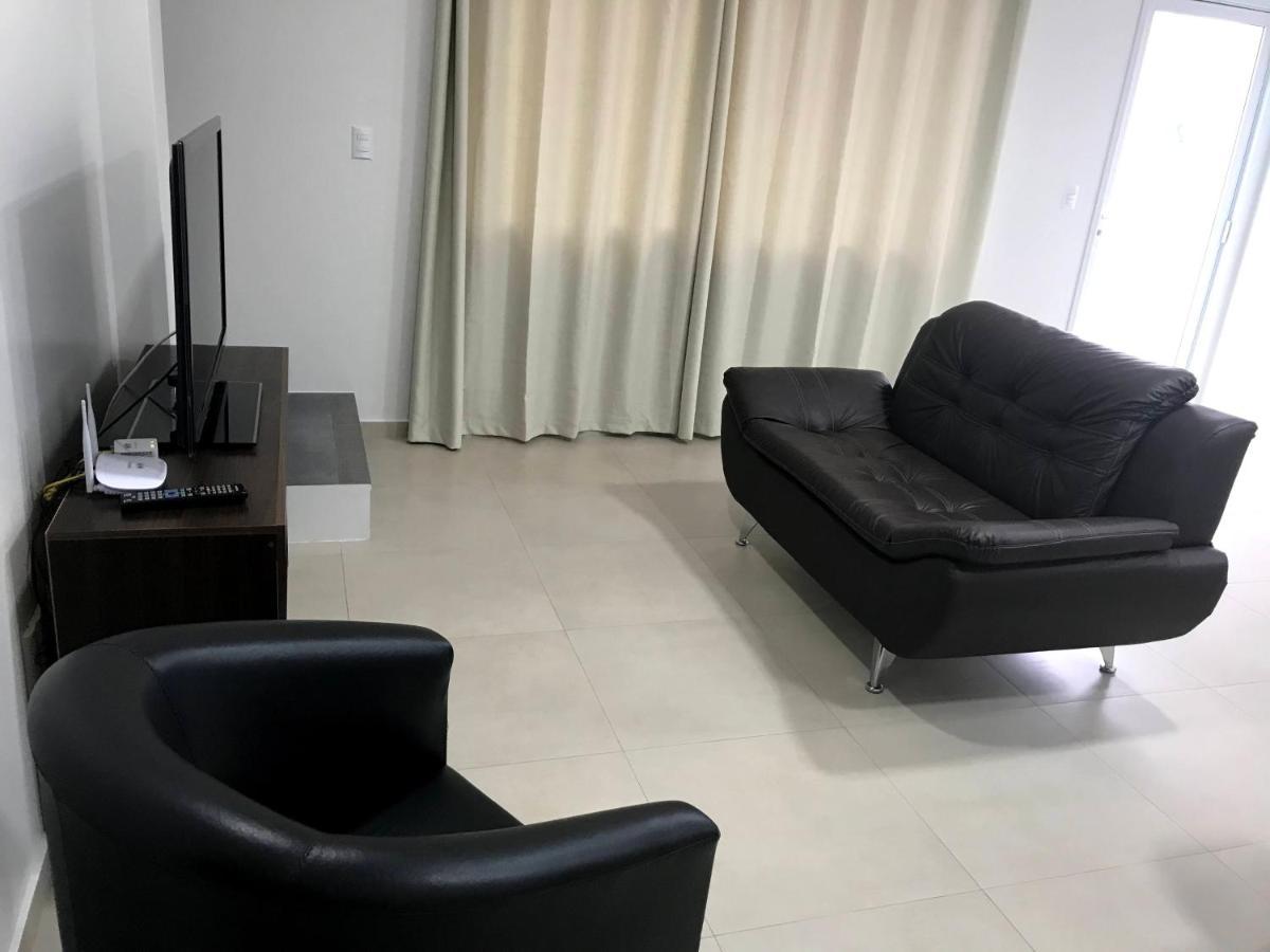 Residencial Quinta Dos Acores กาโรปาบา ภายนอก รูปภาพ